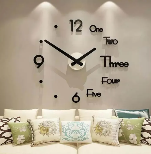 Beautiful Wall Hanging Clock